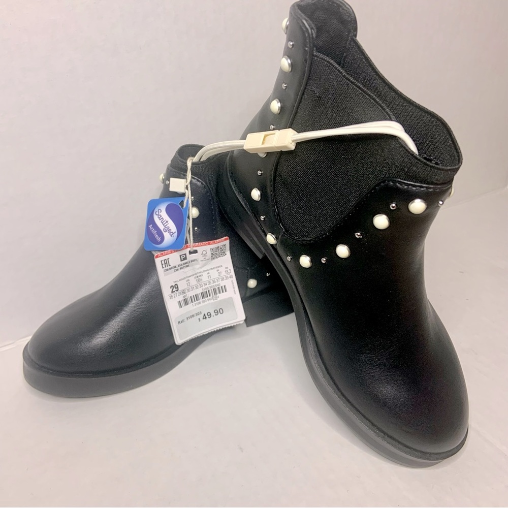 NWT Zara boots